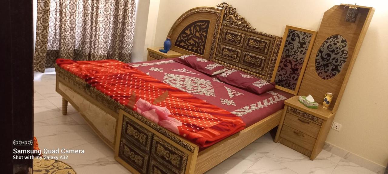 קראצ'י Home Stay מראה חיצוני תמונה